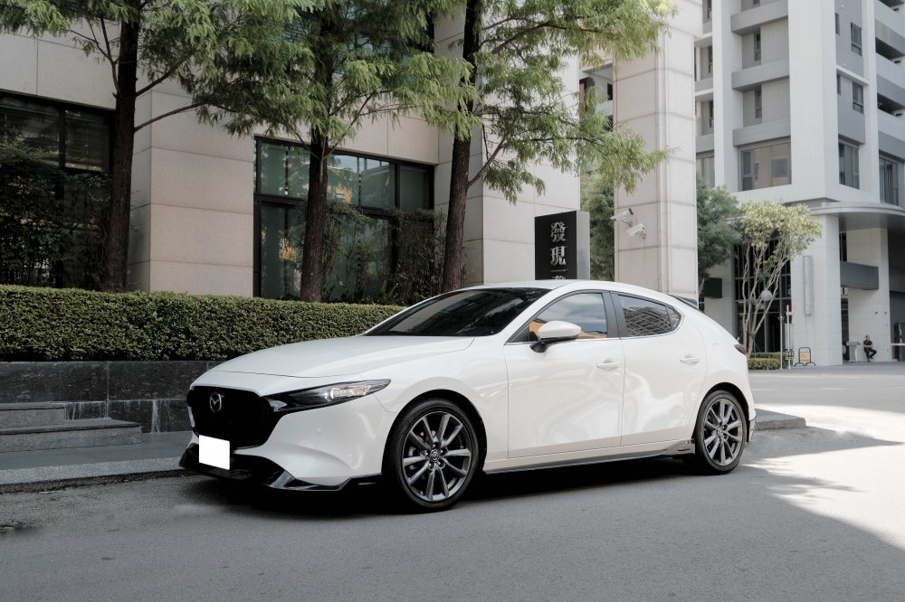 2021 MAZDA