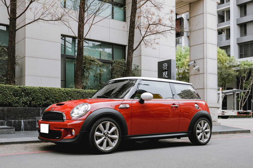 2012 MINI 