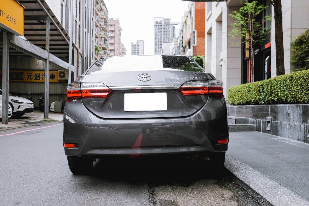 2017 TOYOTA COROLLA ALTIS