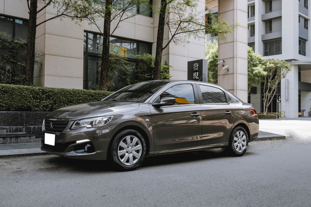 2018 PEUGE