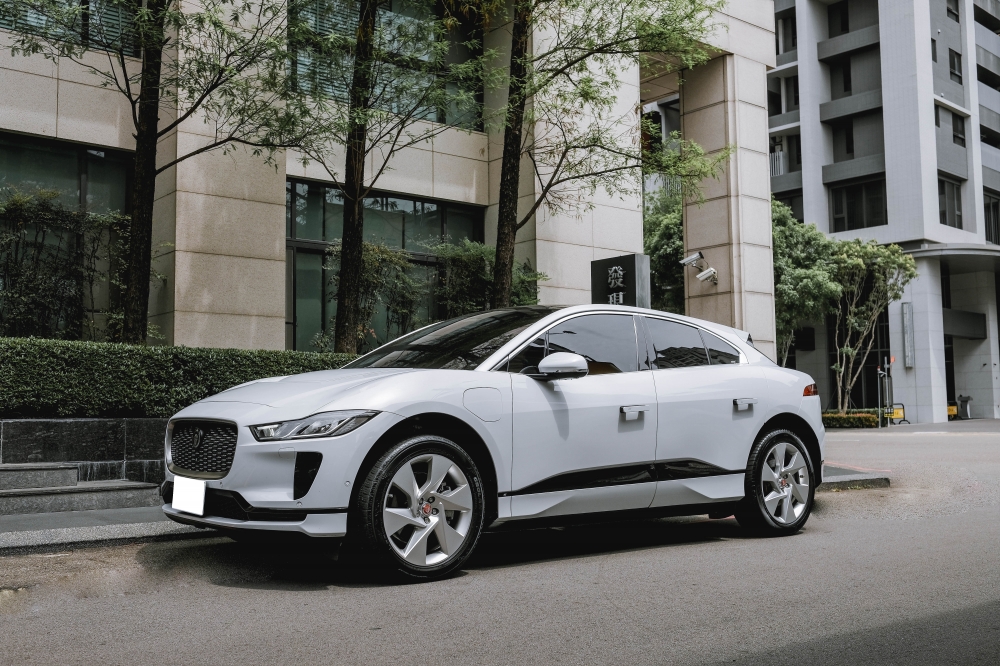 2021 JAGUA