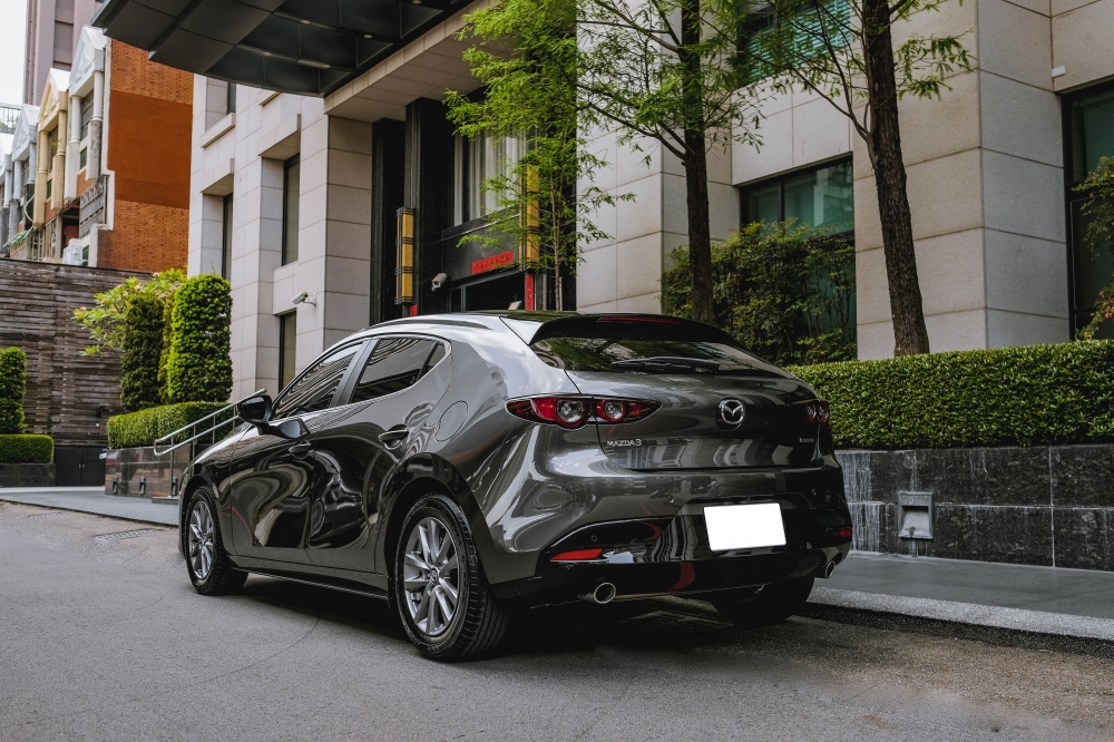 2021 MAZDA 3